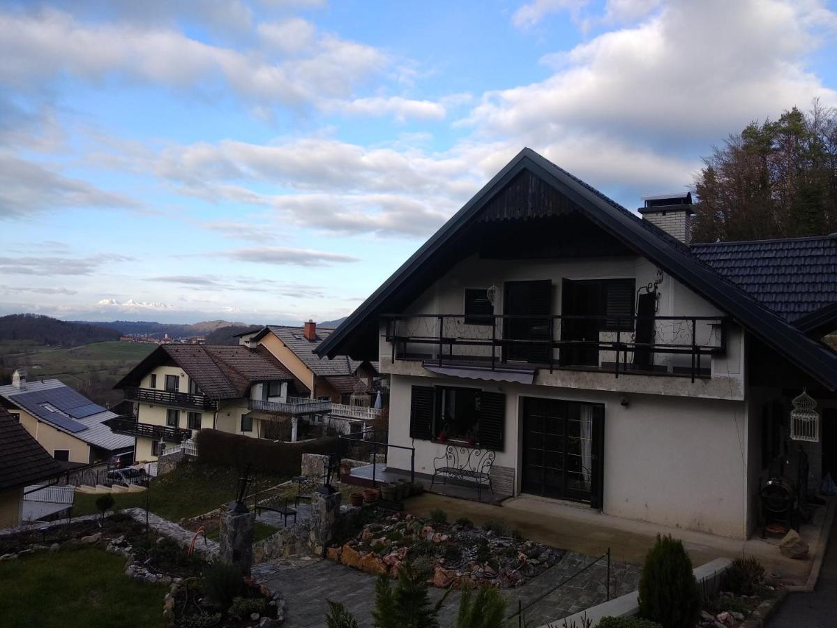 Apartmaji Lejardin Škofljica エクステリア 写真