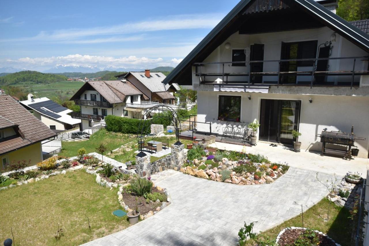 Apartmaji Lejardin Škofljica エクステリア 写真