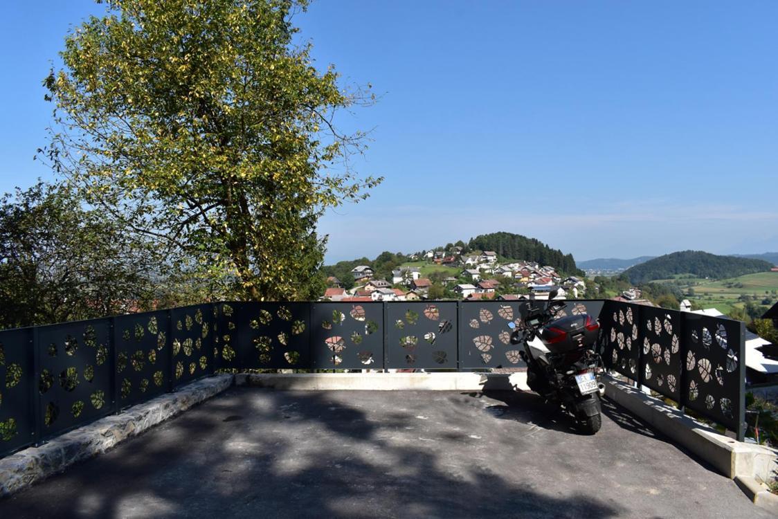 Apartmaji Lejardin Škofljica エクステリア 写真